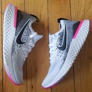 Nike Epic React Flyknit 2.0 Oreo Pink